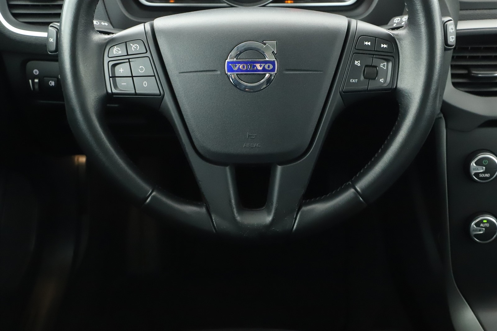 Volvo V40, 2015 - pohled č. 18
