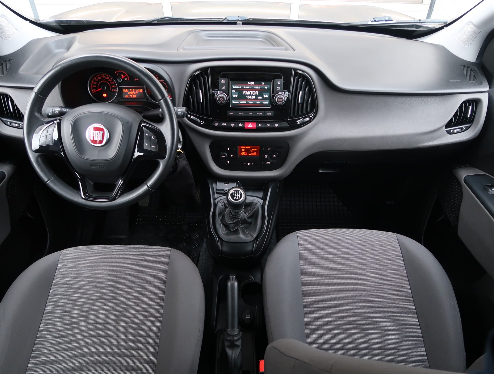 Fiat Dobló, 2015 - pohled č. 10
