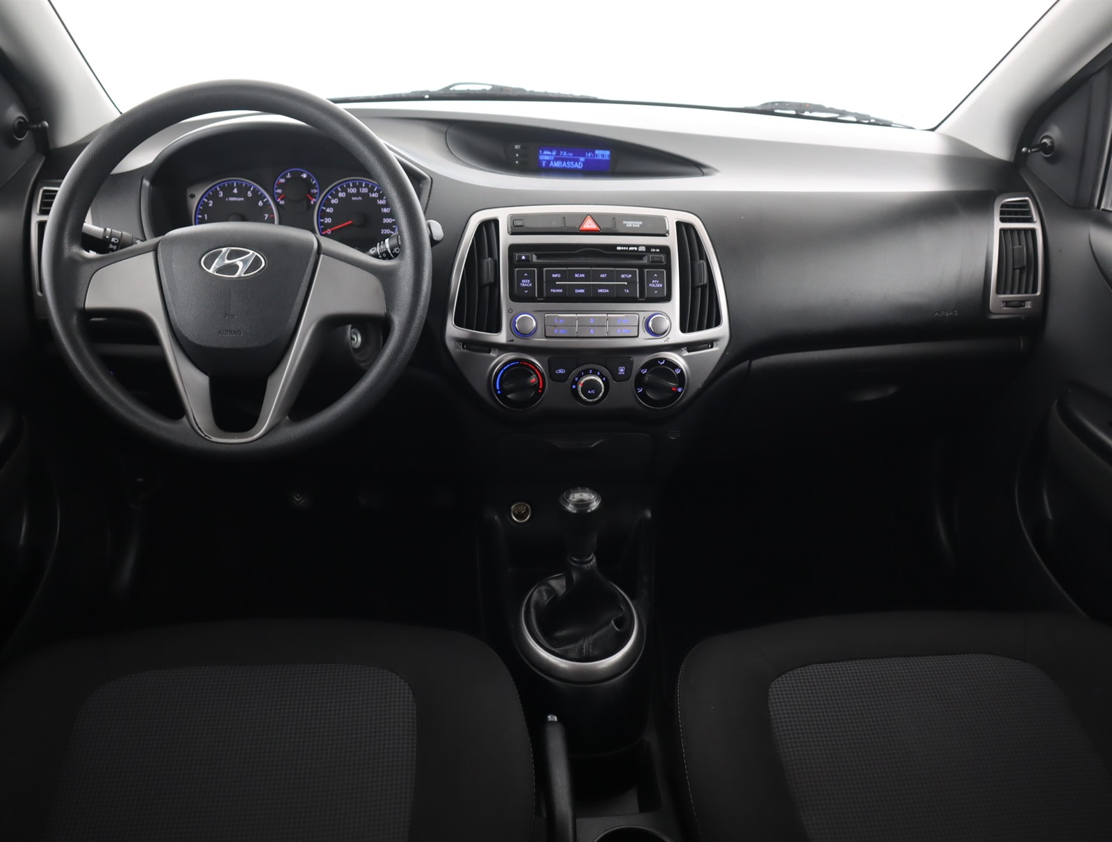 Hyundai i20, 2013 - pohled č. 9