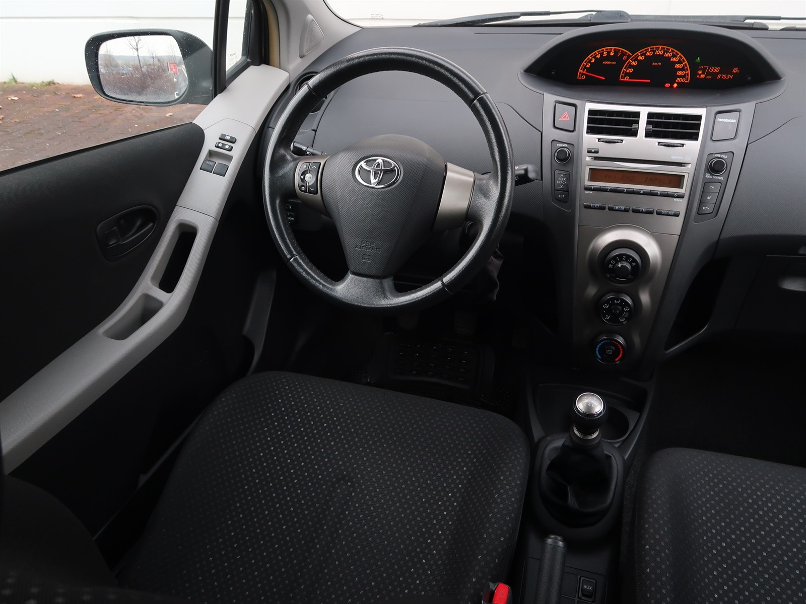 Toyota Yaris, 2011 - pohled č. 9