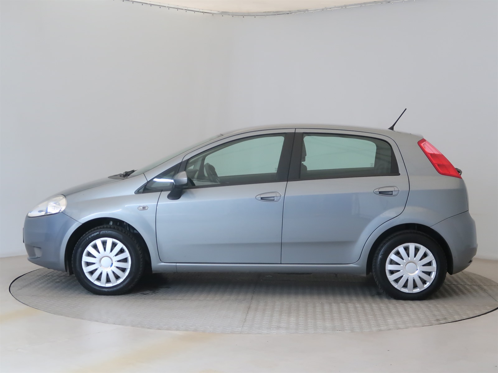Fiat Grande Punto, 2009 - pohled č. 4
