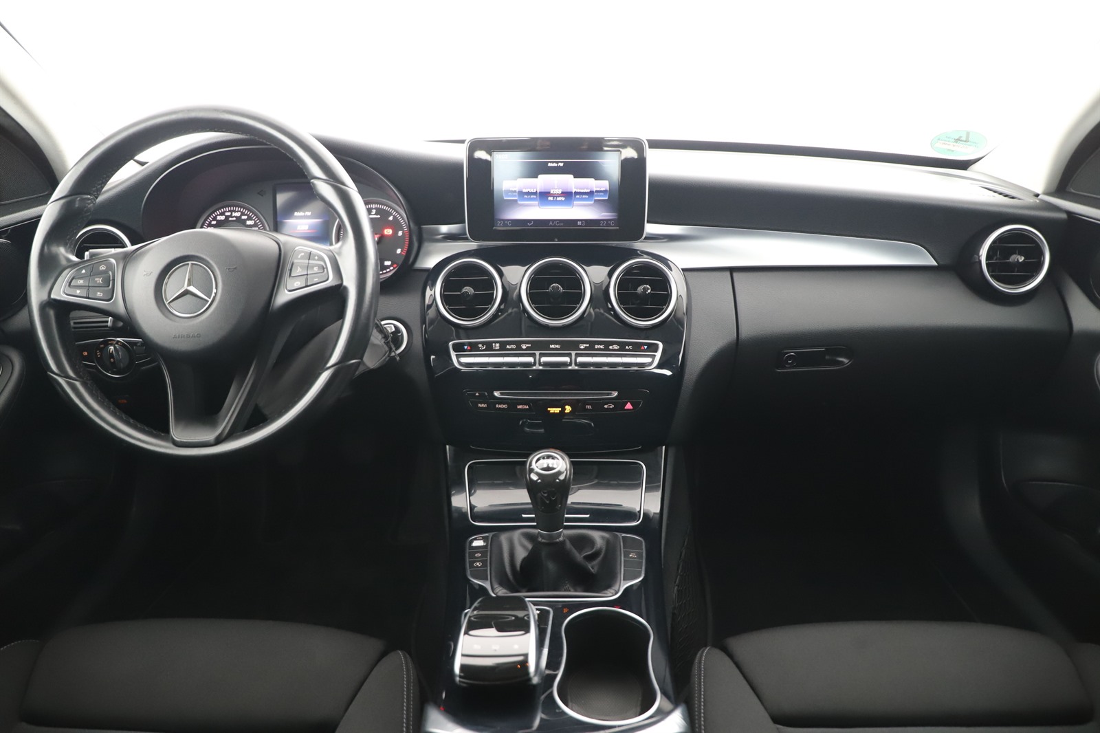 Mercedes-Benz C, 2015 - pohled č. 9