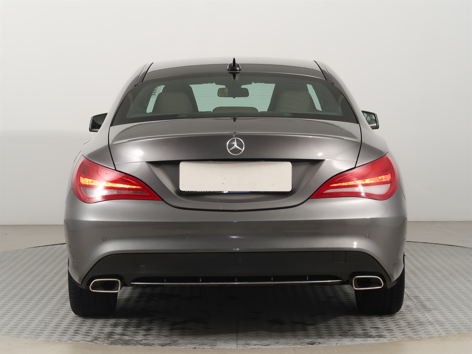 Mercedes-Benz CLA, 2014 - pohled č. 6