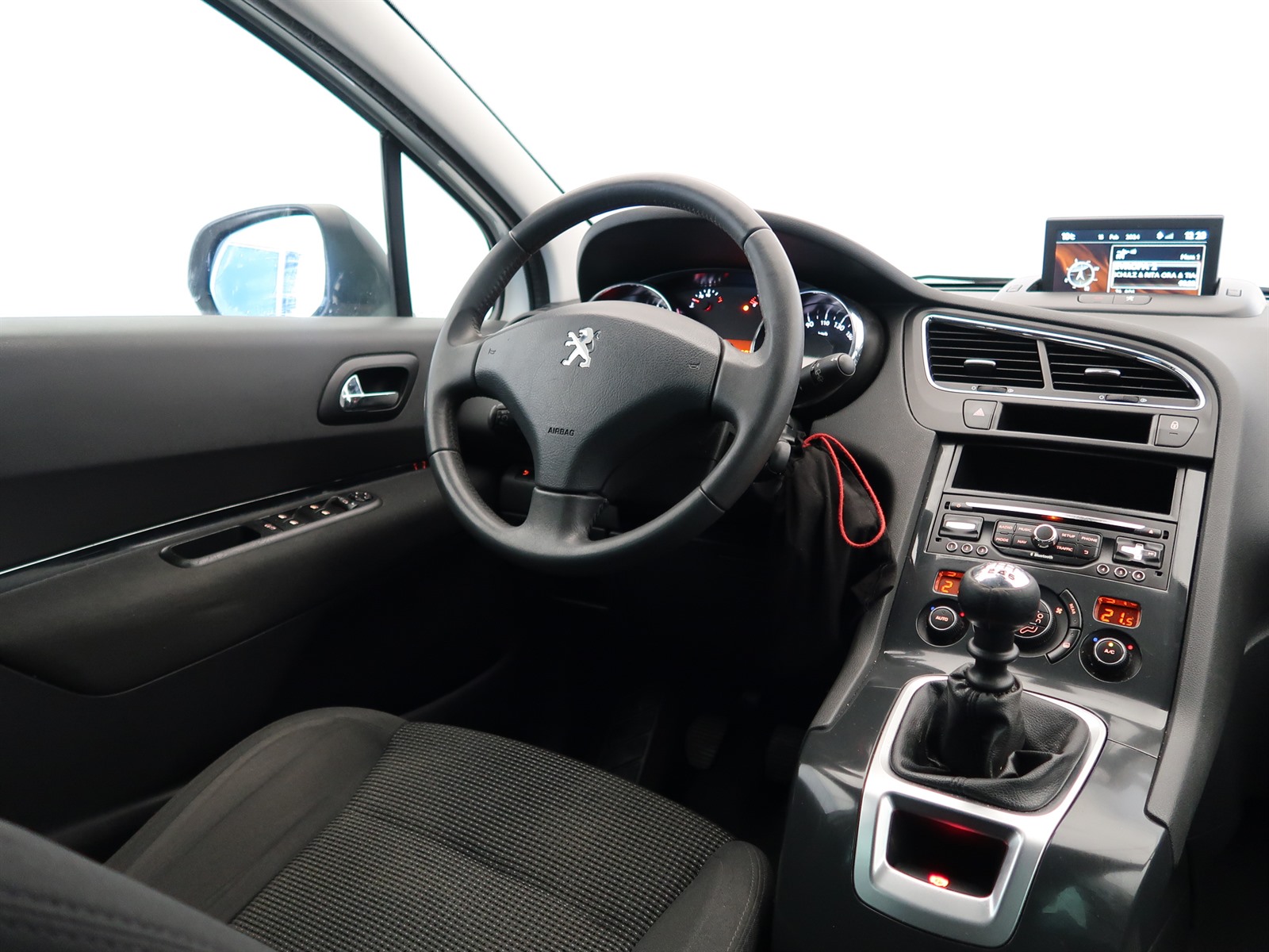 Peugeot 5008, 2014 - pohled č. 9