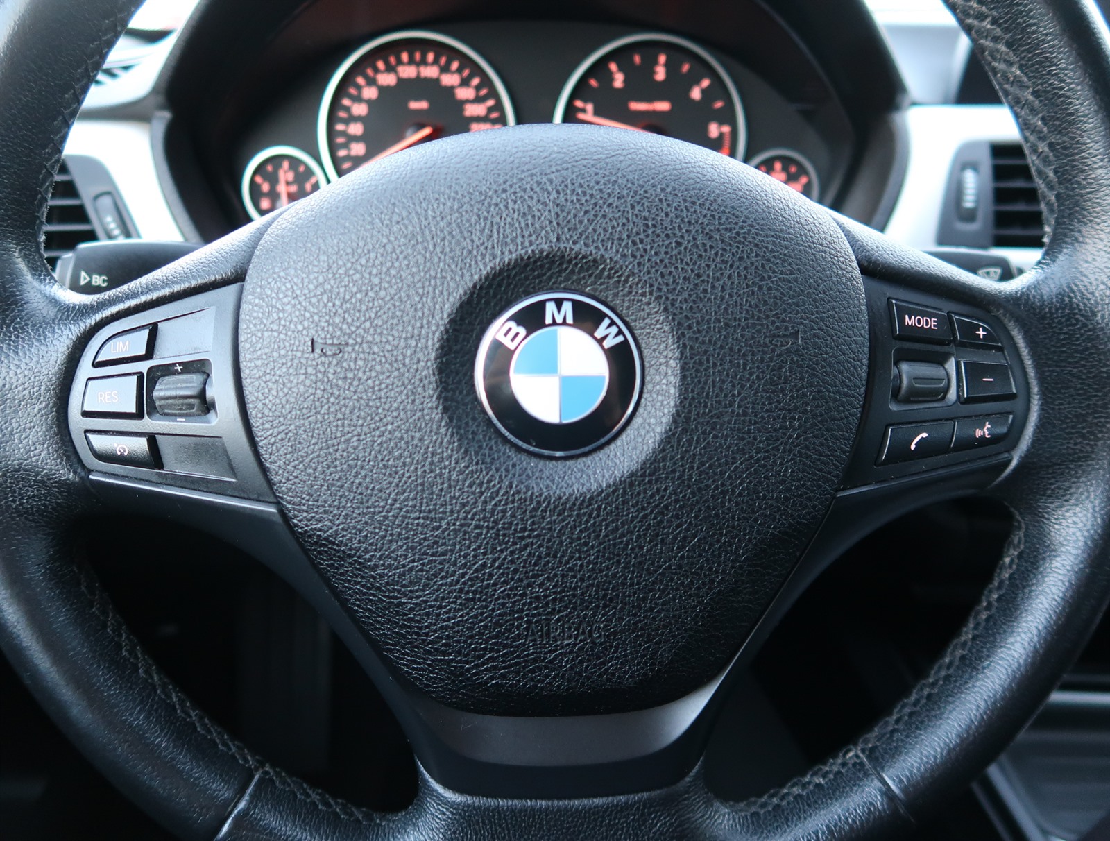 BMW Řada 3, 2014 - pohled č. 19