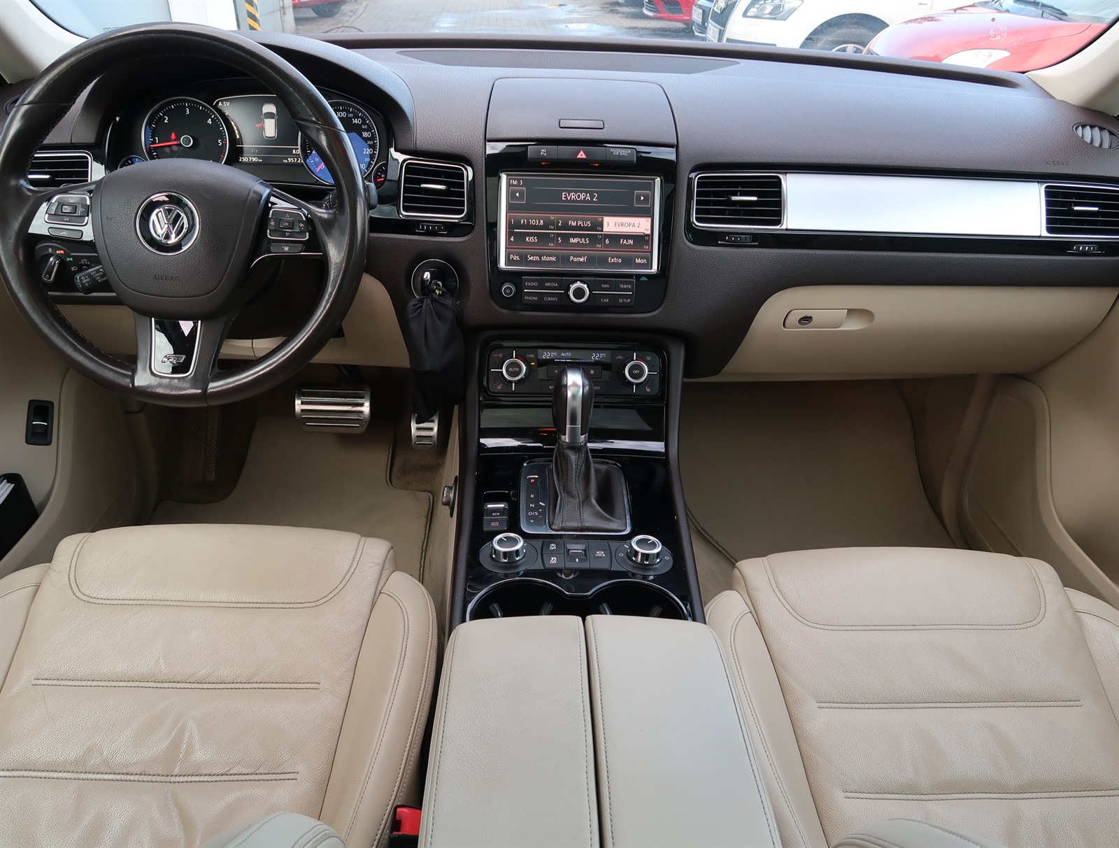 Volkswagen Touareg, 2013 - pohled č. 10