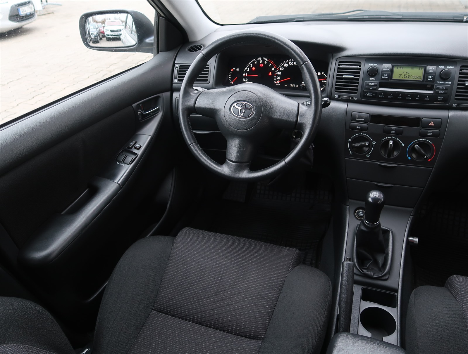 Toyota Corolla, 2006 - pohled č. 9