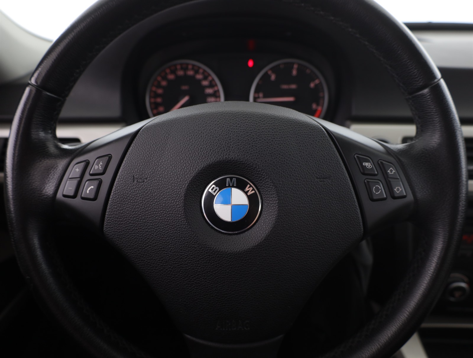 BMW Řada 3, 2010 - pohled č. 14