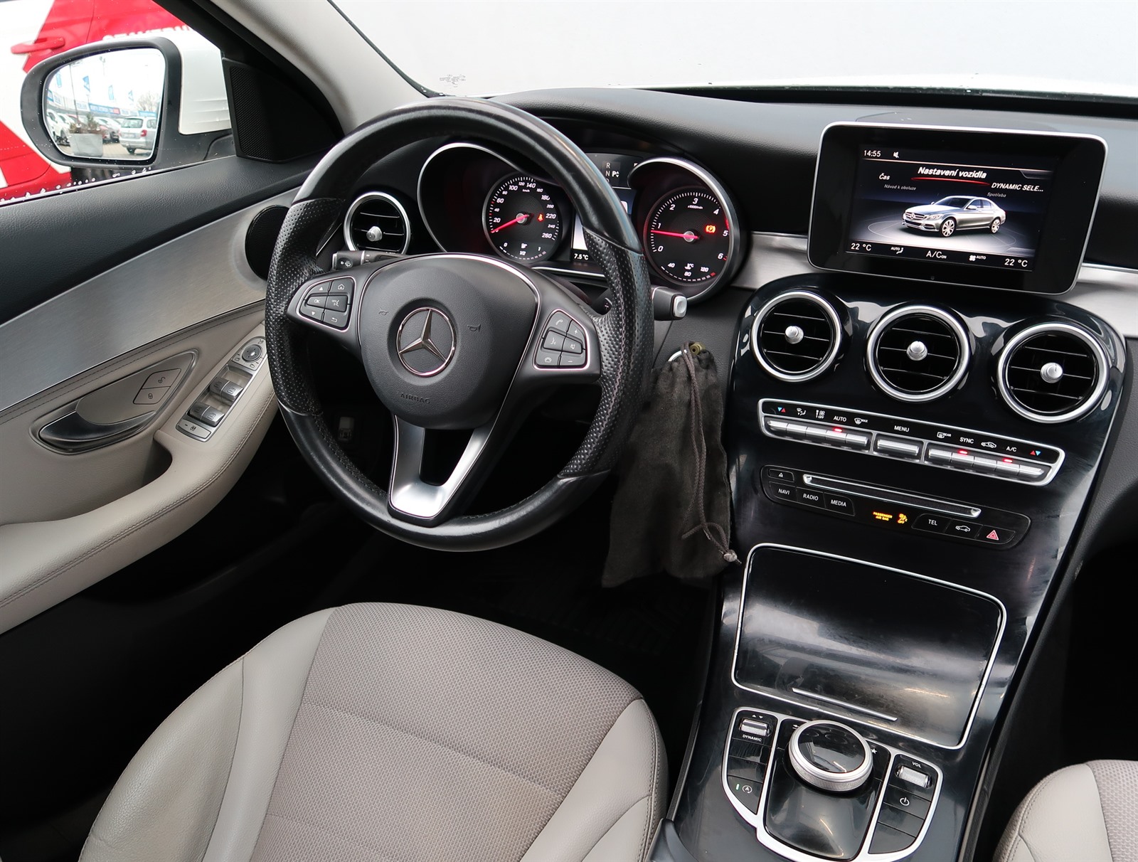 Mercedes-Benz C, 2015 - pohled č. 9