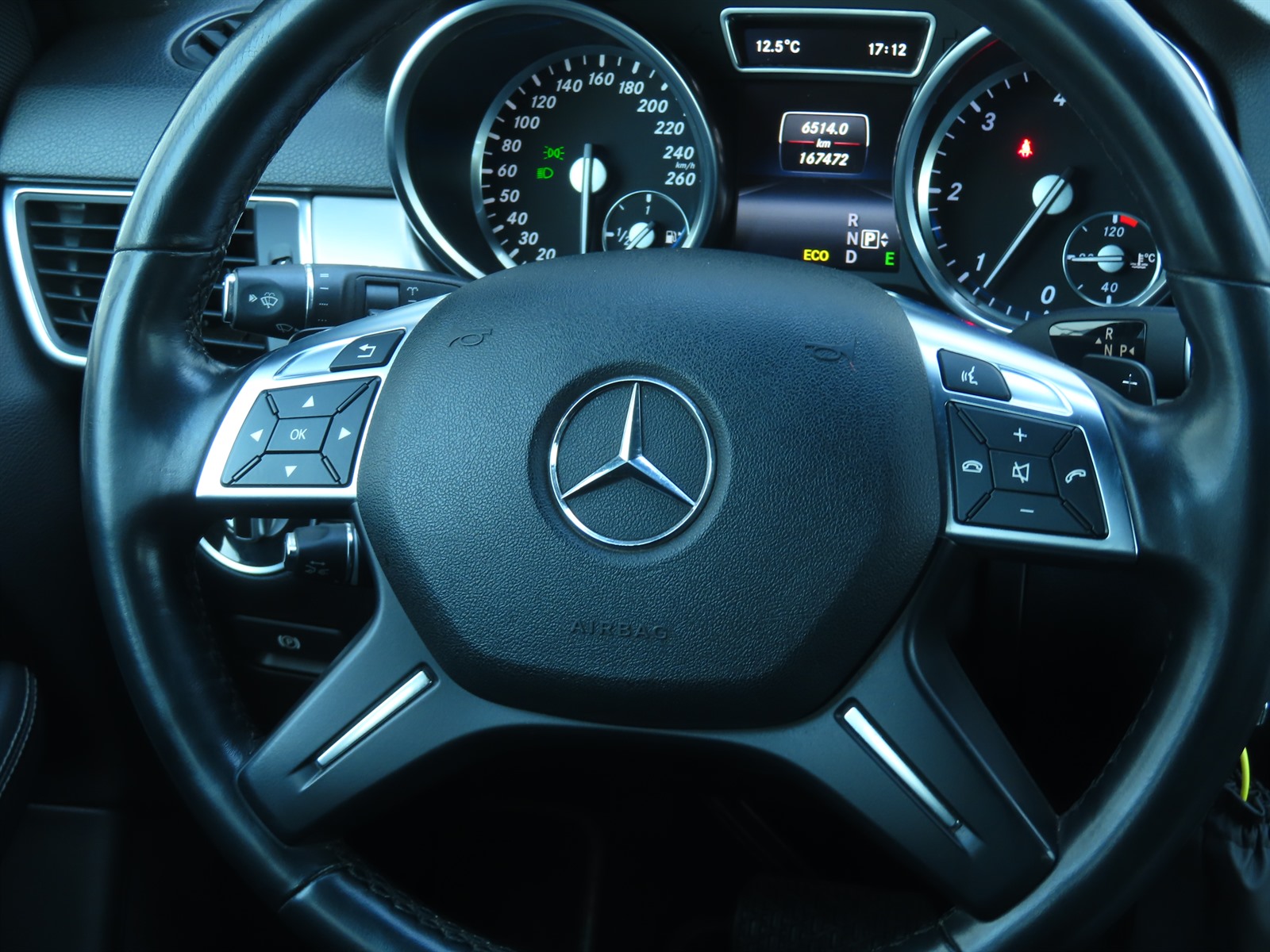Mercedes-Benz ML, 2014 - pohled č. 26