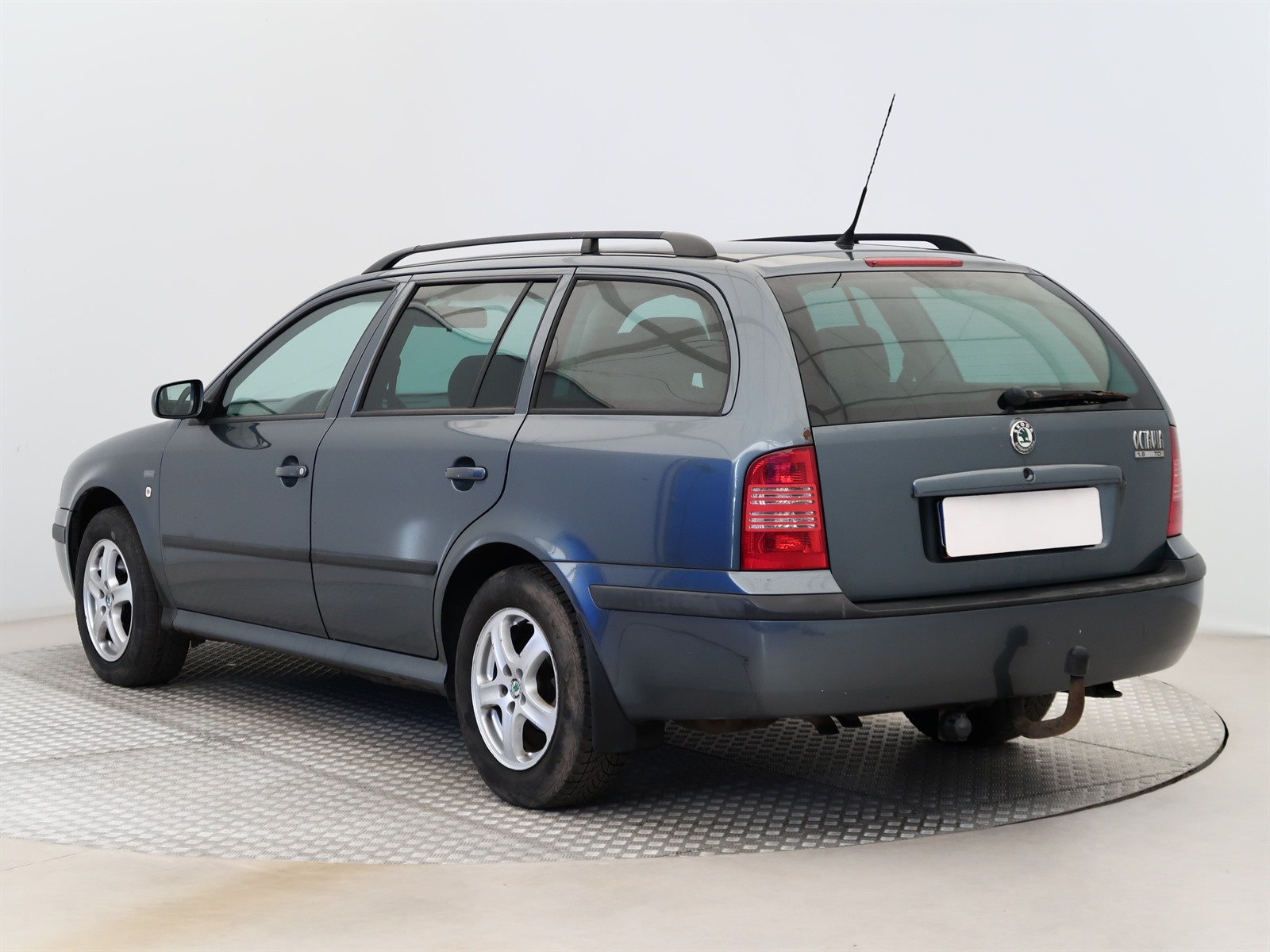 Škoda Octavia, 2004 - pohled č. 5