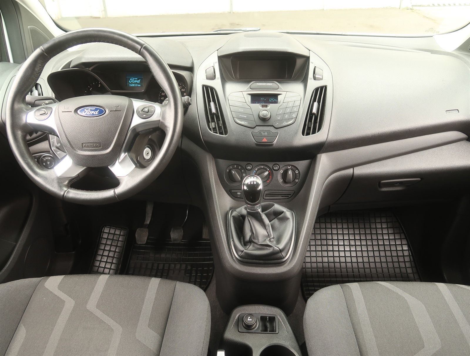 Ford Tourneo Connect, 2016 - pohled č. 10