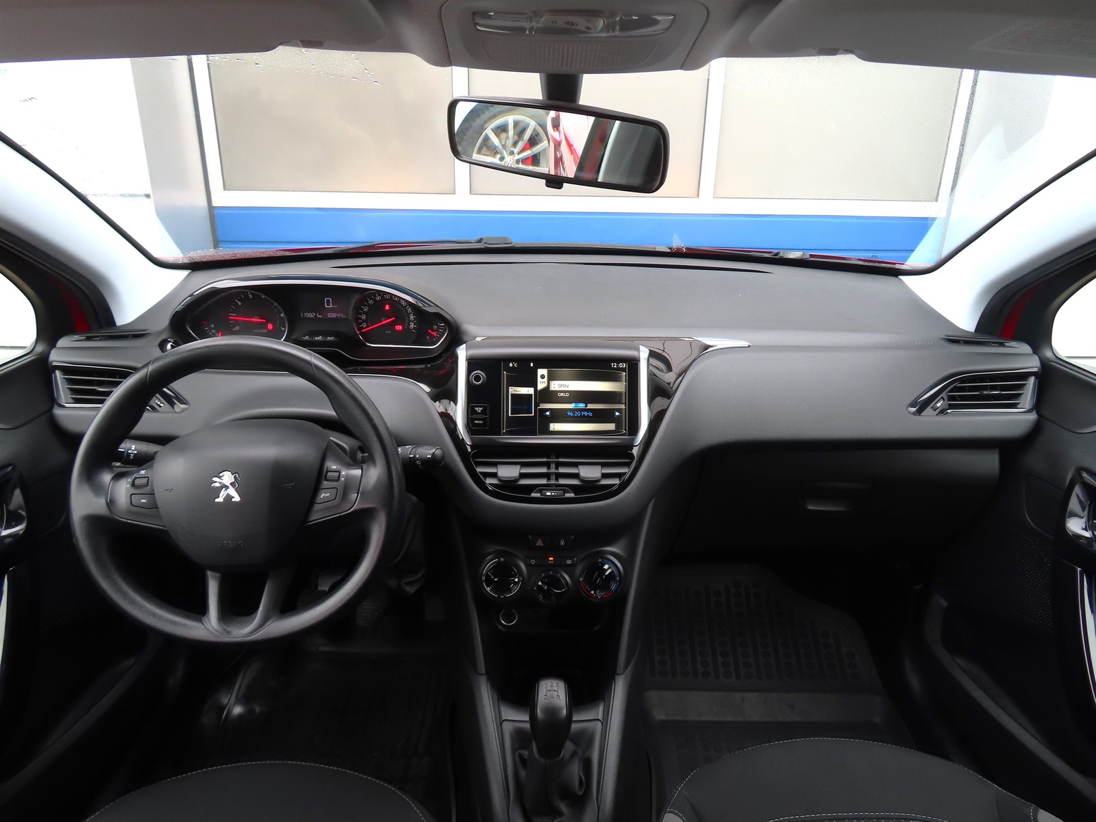 Peugeot 208, 2014 - pohled č. 10