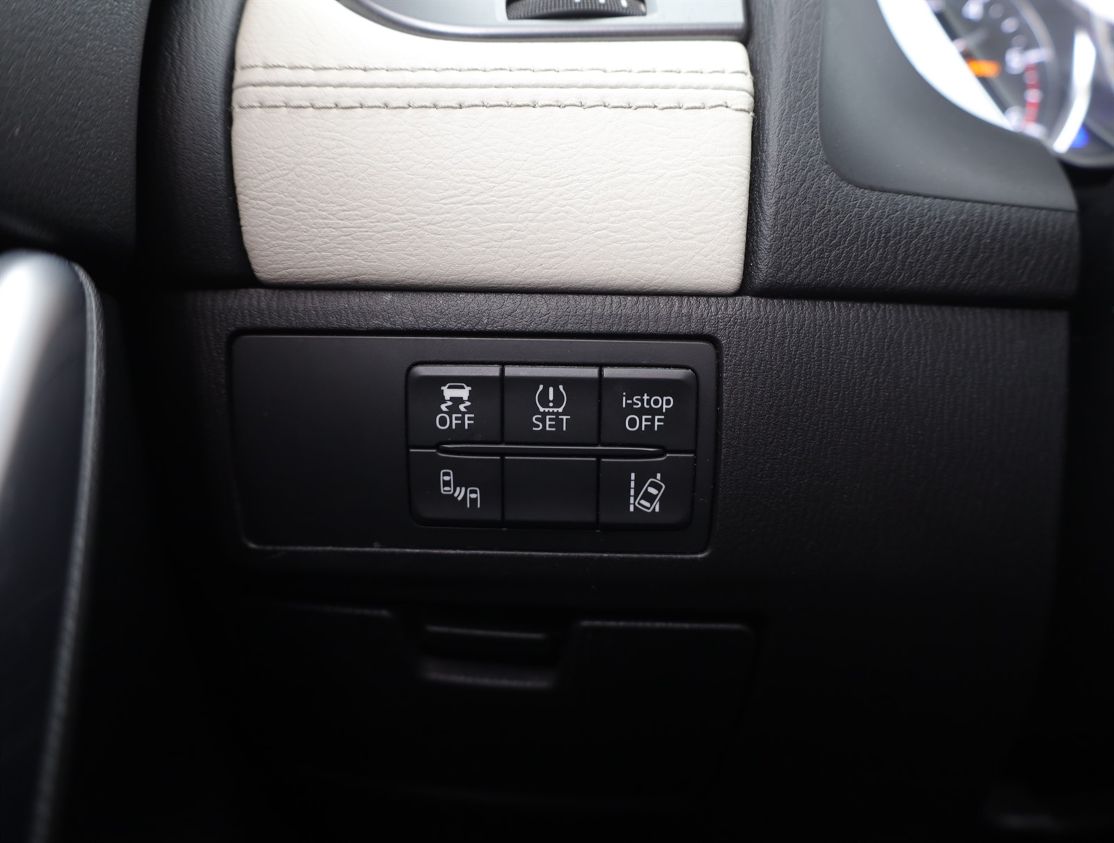 Mazda 6, 2015 - pohled č. 22