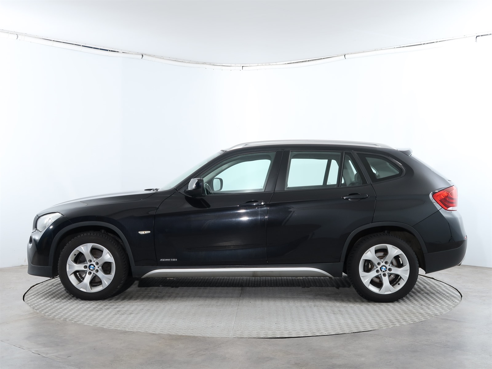 BMW X1, 2011 - pohled č. 4