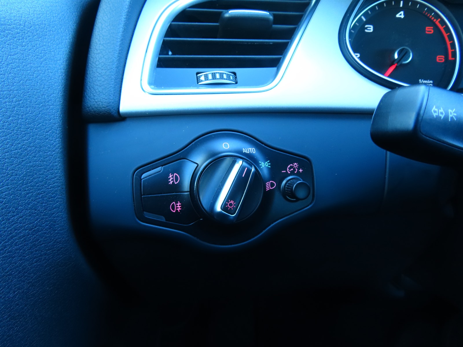 Audi A4, 2015 - pohled č. 30