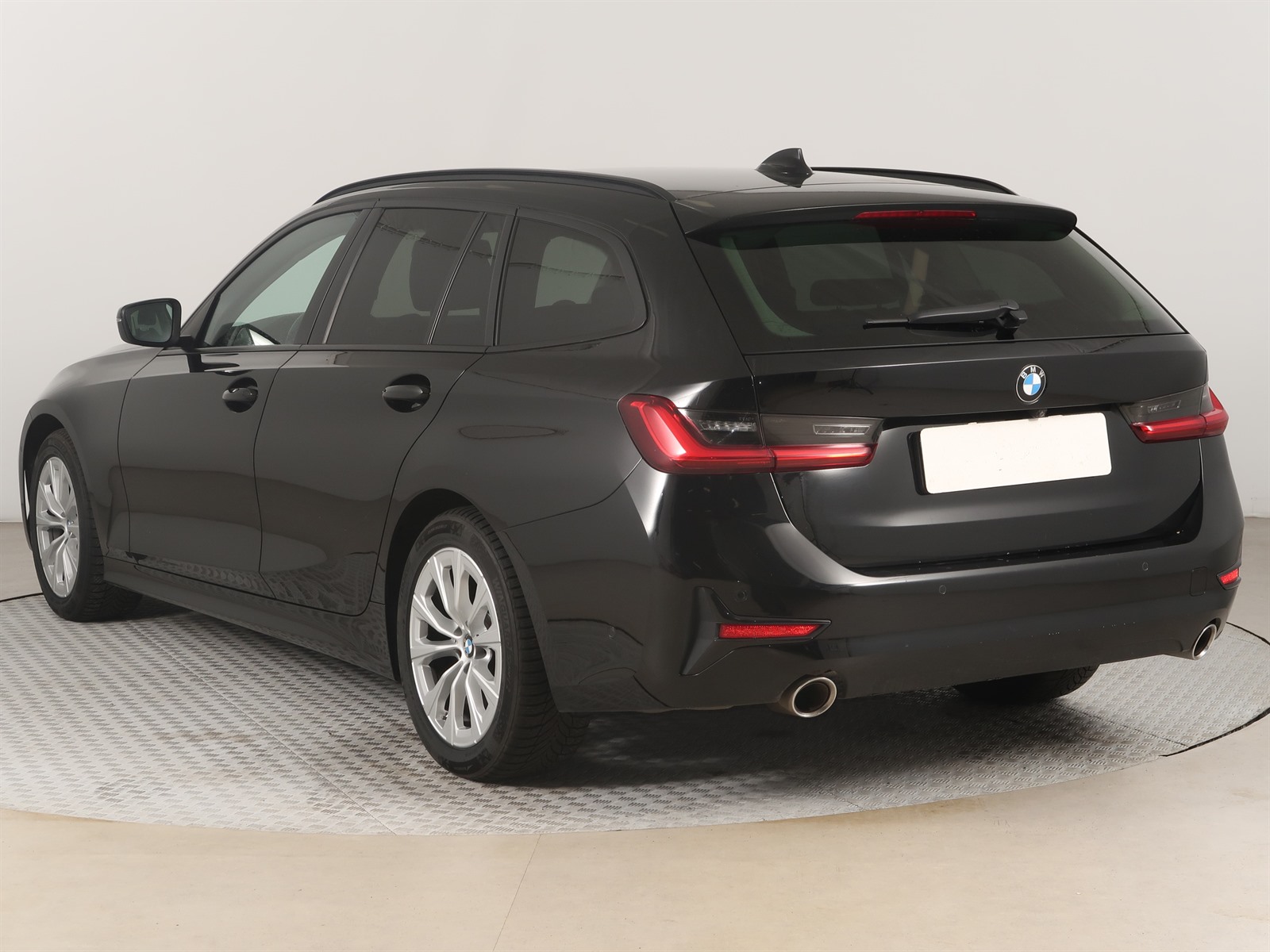 BMW Řada 3, 2019 - pohled č. 5