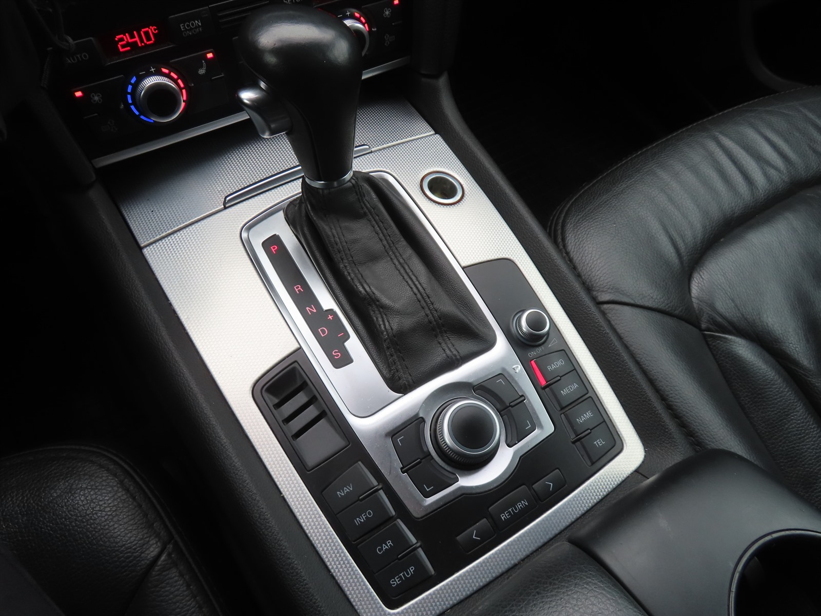 Audi Q7, 2008 - pohled č. 19