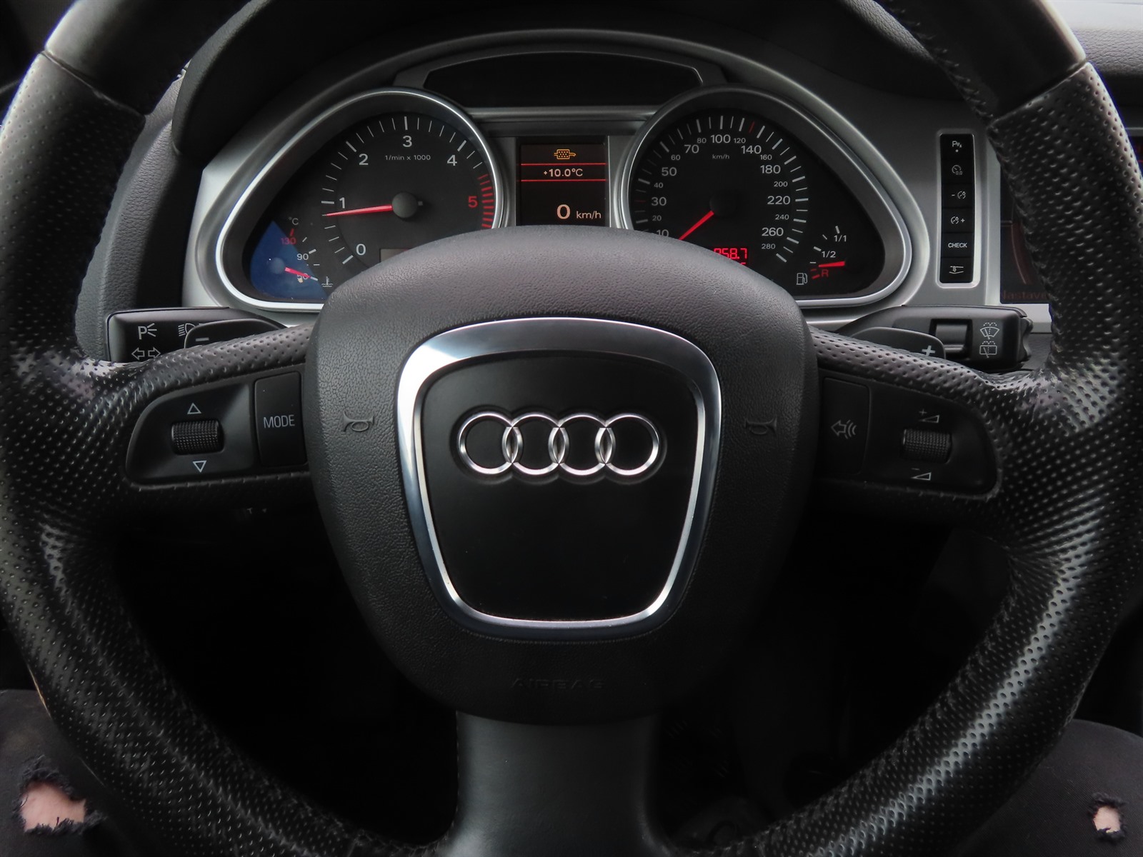 Audi Q7, 2008 - pohled č. 24