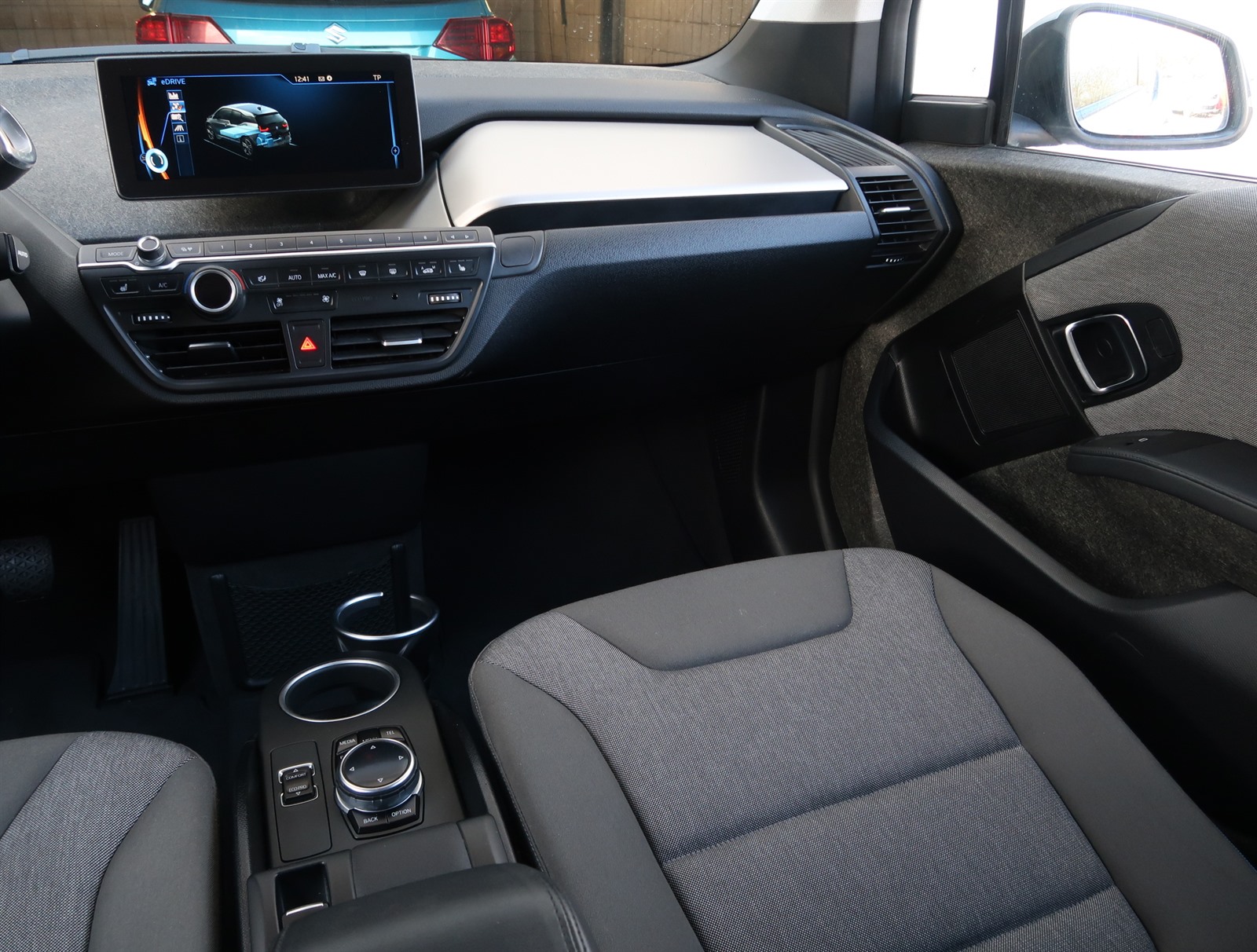 BMW i3, 2015 - pohled č. 11