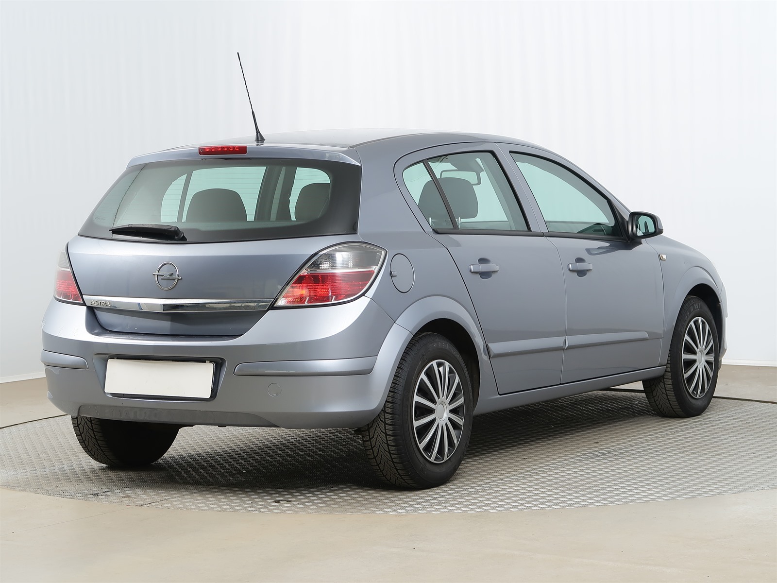 Opel Astra, 2008 - pohled č. 7