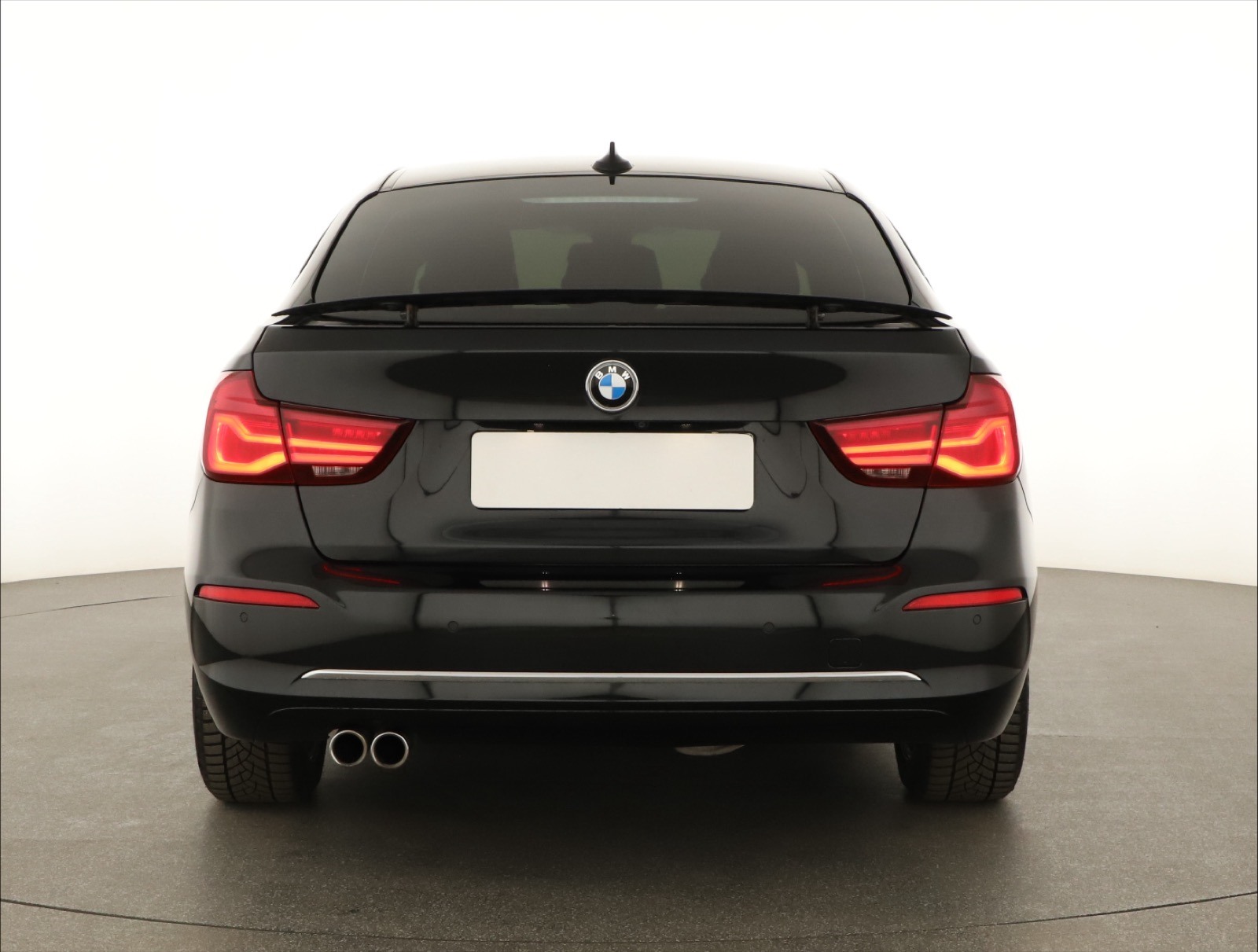 BMW 3GT, 2019 - pohled č. 6