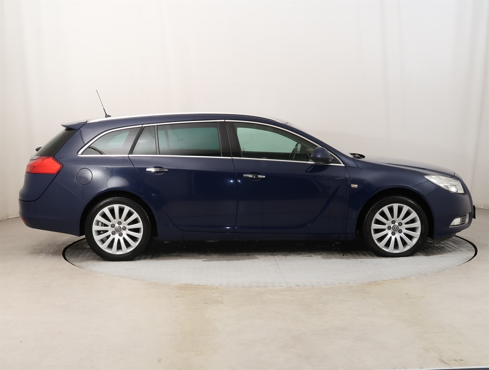 Opel Insignia, 2011 - pohled č. 8