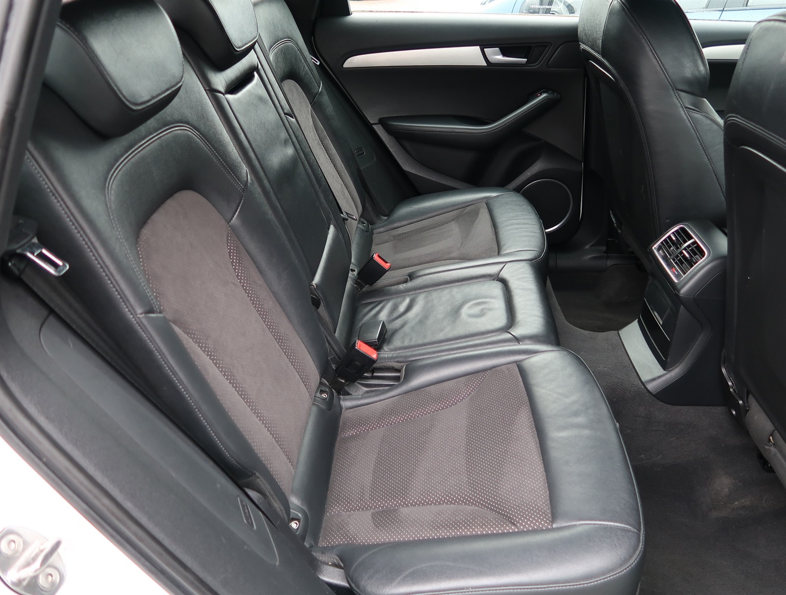Audi Q5, 2011 - pohled č. 13