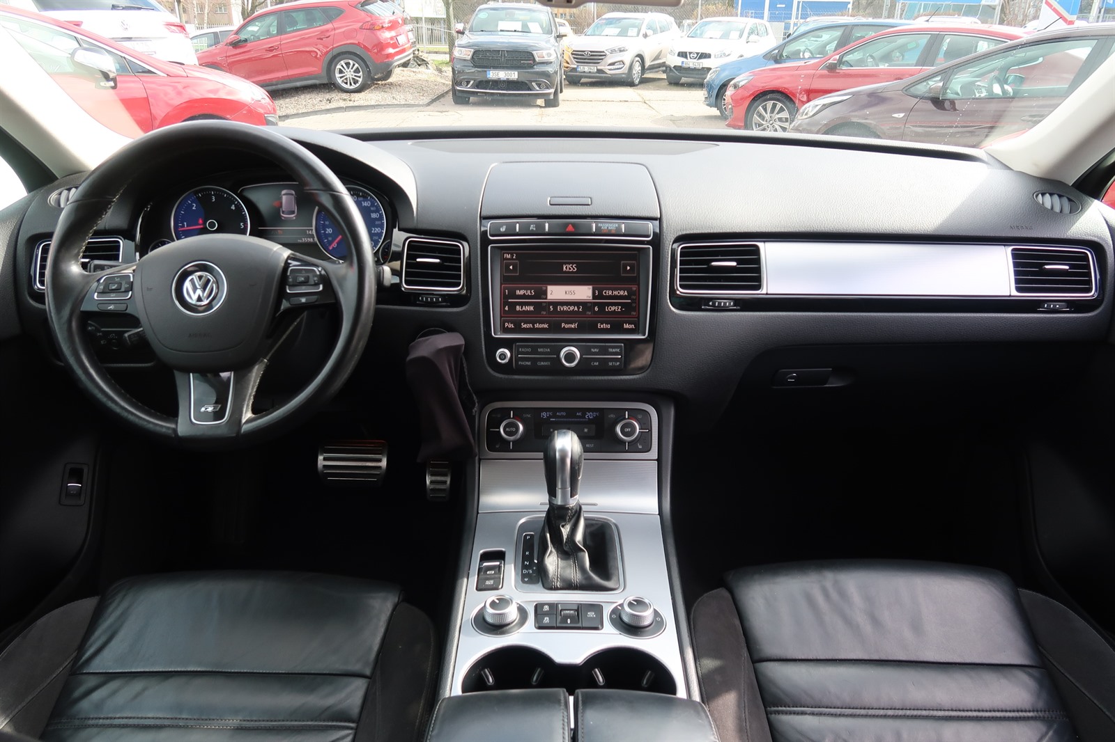 Volkswagen Touareg, 2016 - pohled č. 10