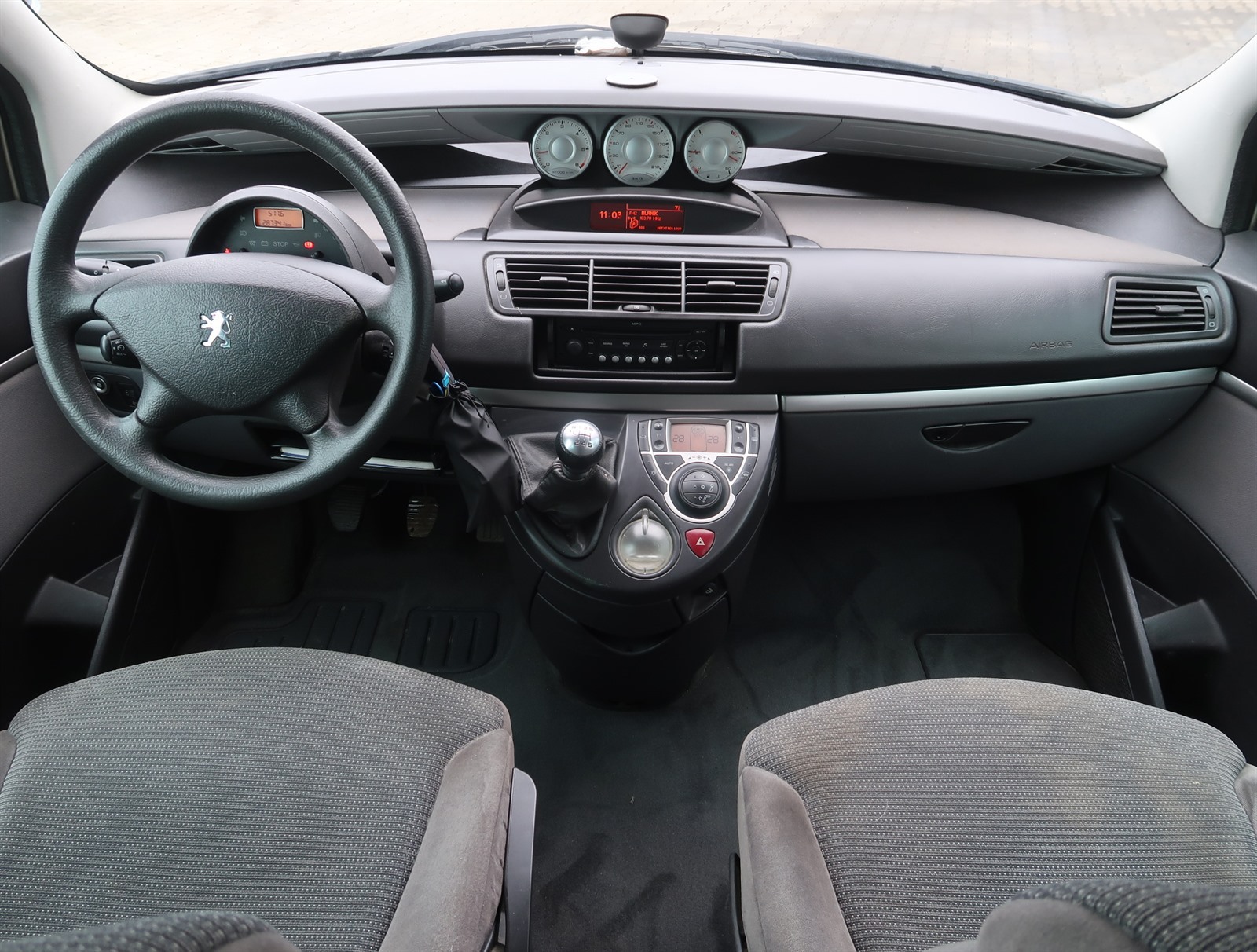 Peugeot 807, 2007 - pohled č. 10