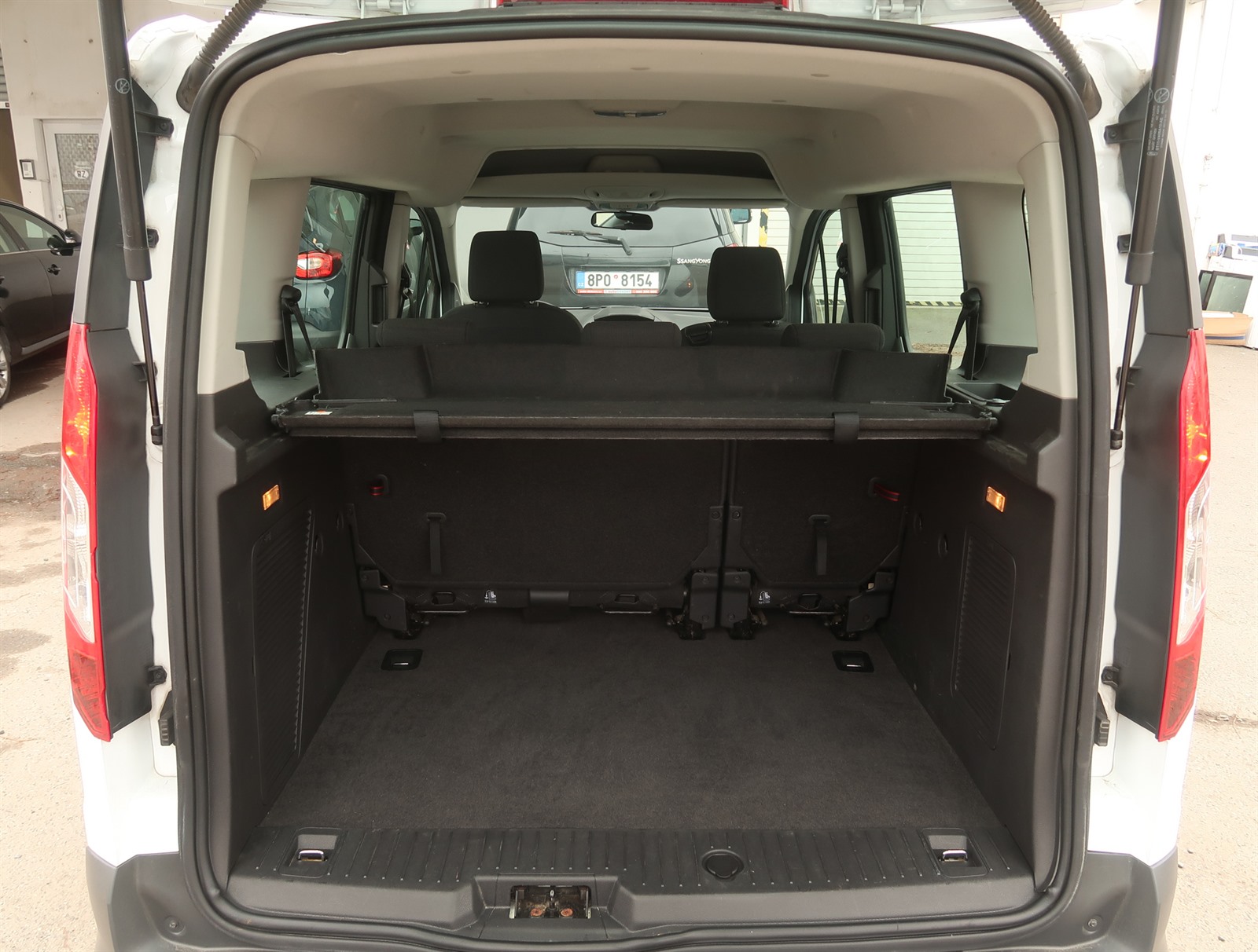 Ford Tourneo Connect, 2016 - pohled č. 19