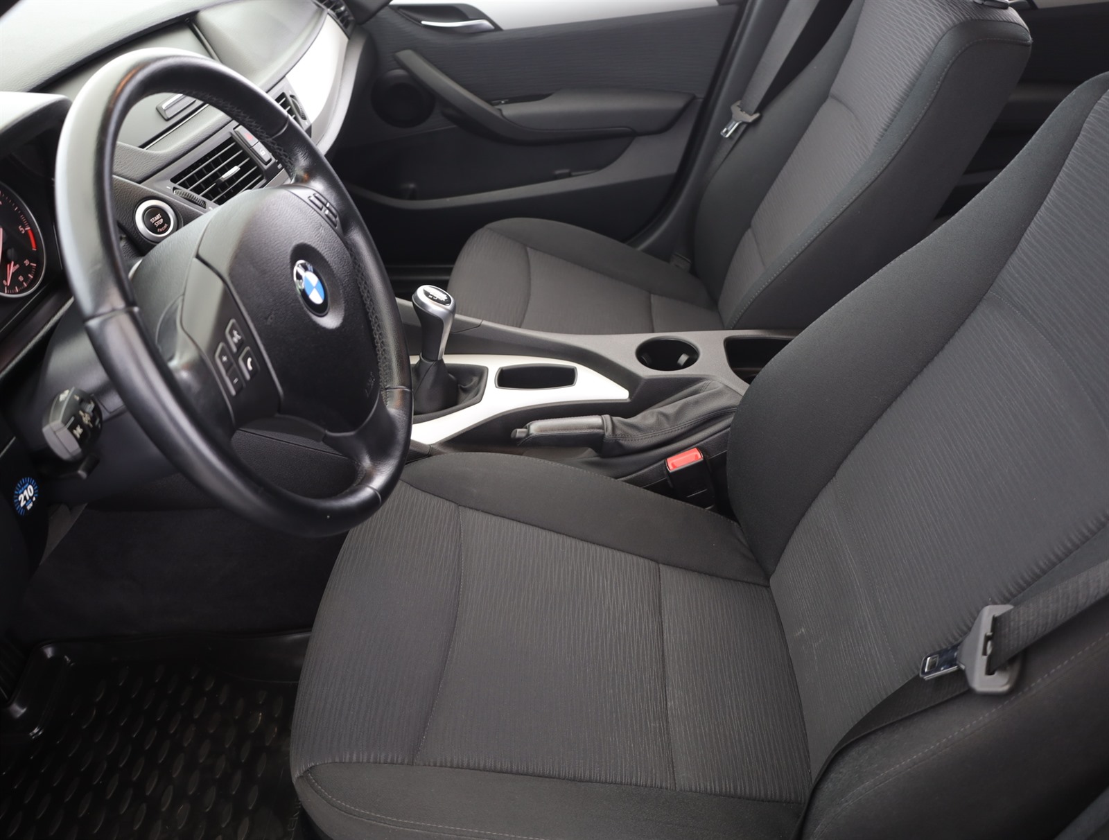BMW X1, 2011 - pohled č. 13