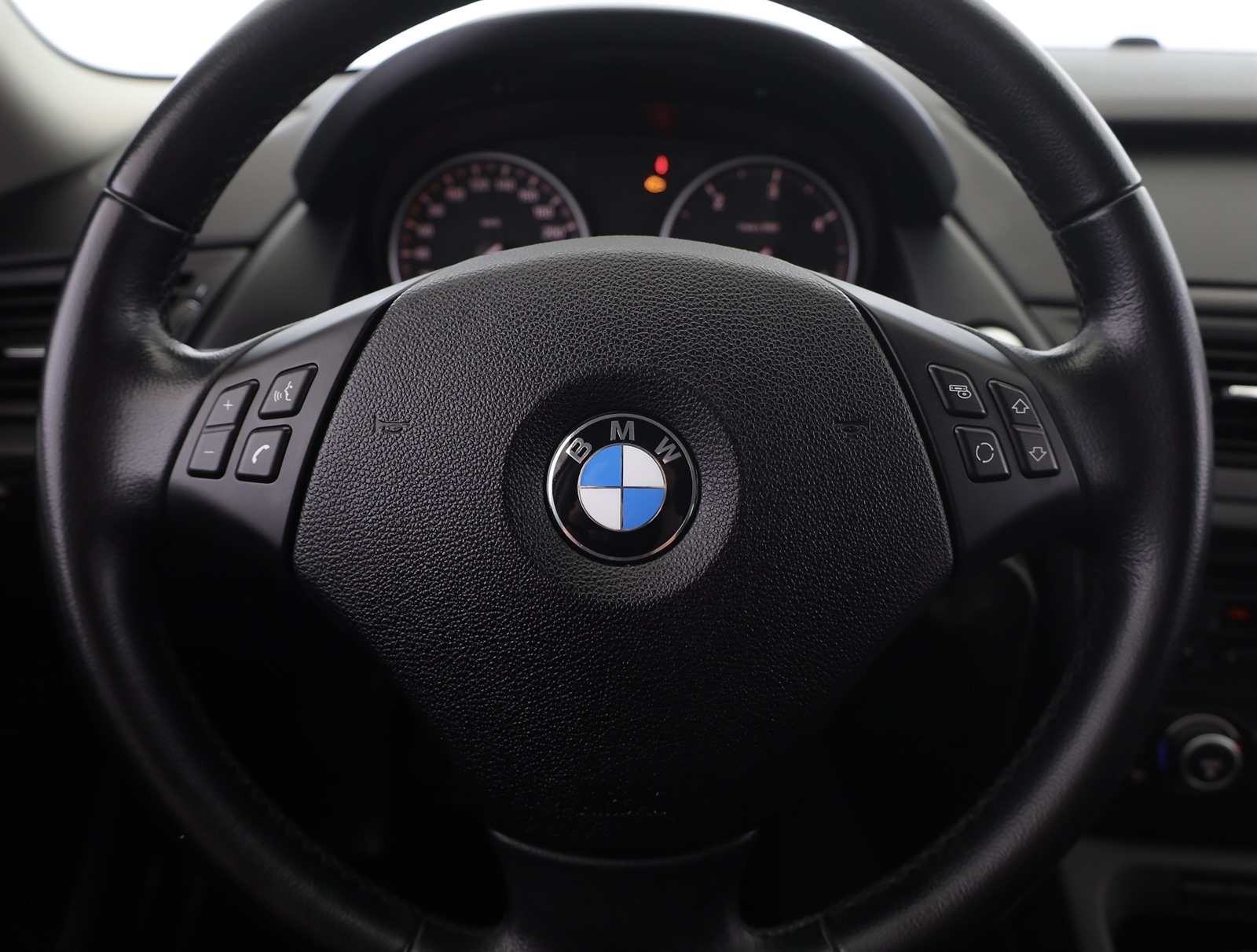 BMW X1, 2011 - pohled č. 14