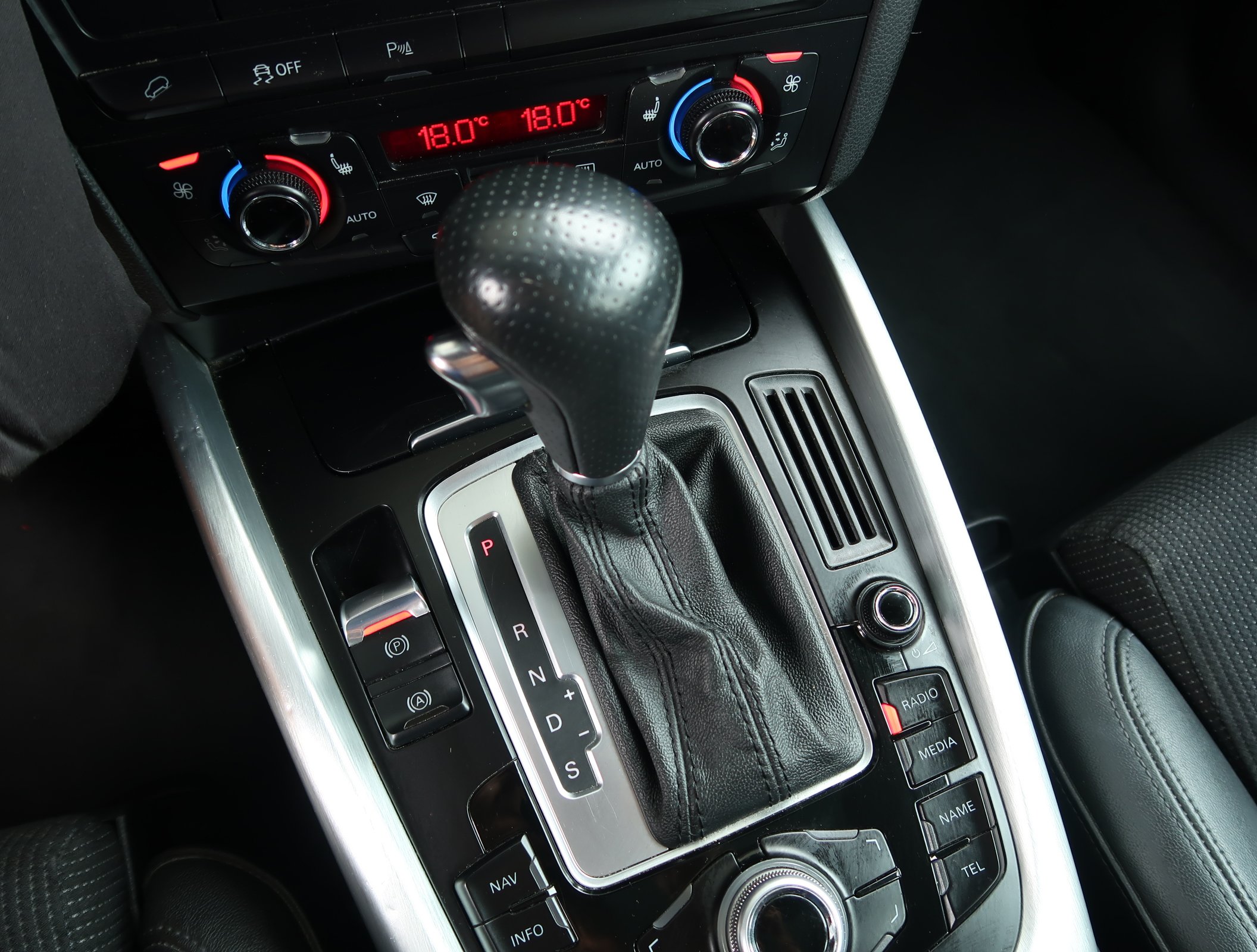 Audi Q5, 2011 - pohled č. 19