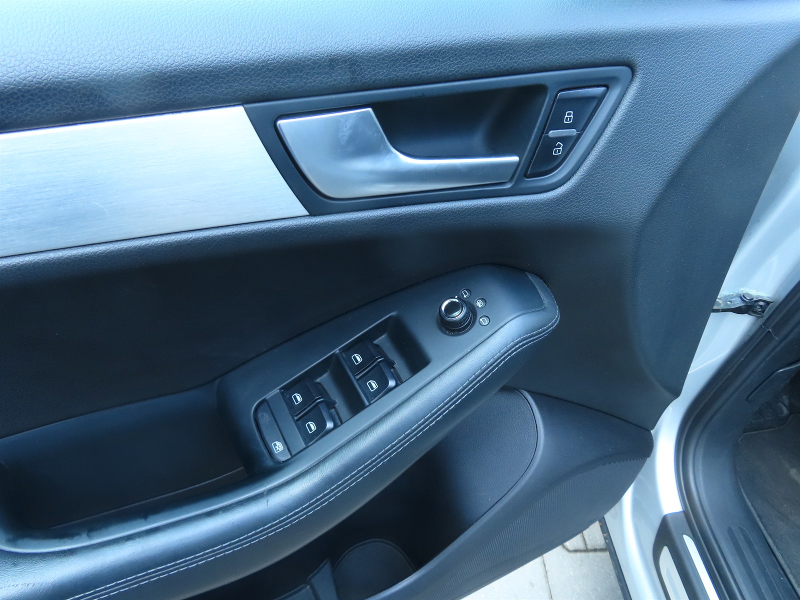 Audi Q5, 2011 - pohled č. 28