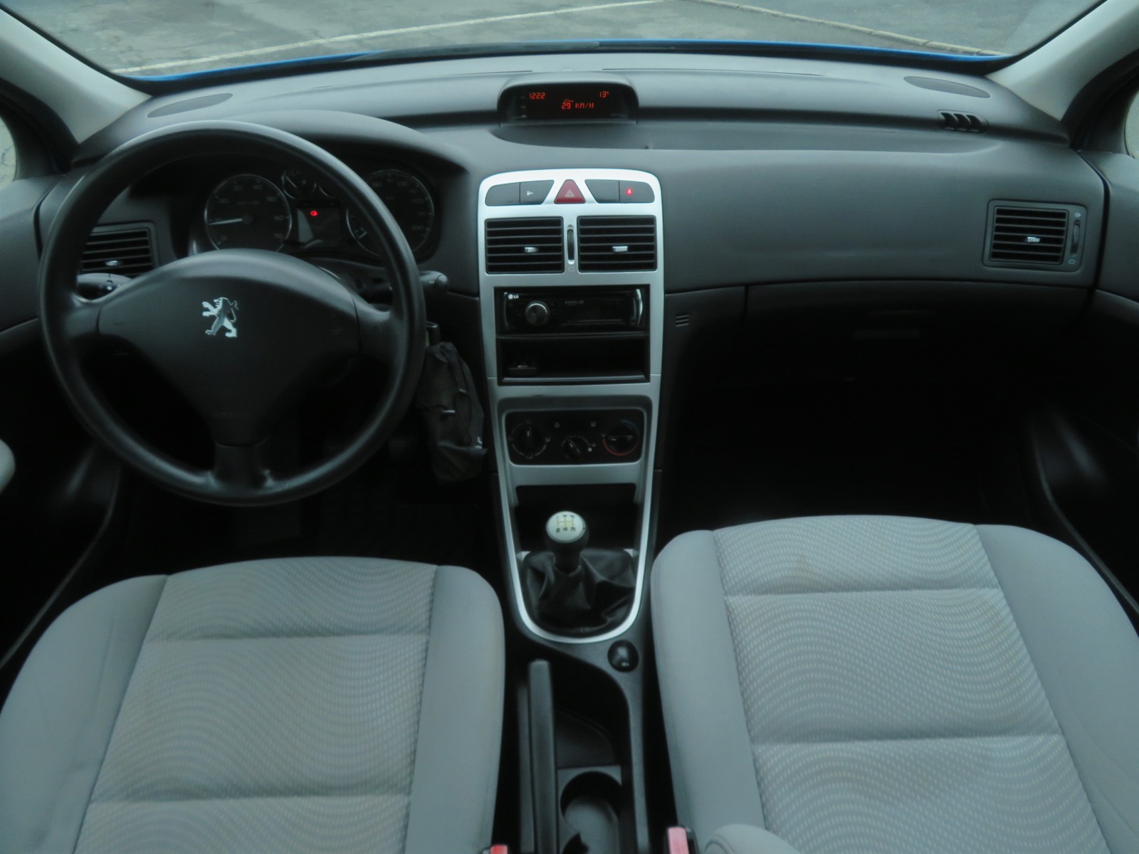 Peugeot 307, 2006 - pohled č. 10