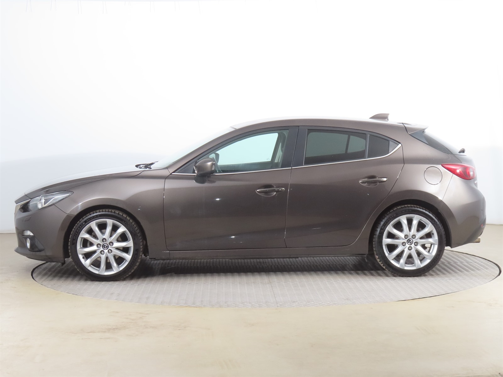 Mazda 3, 2015 - pohled č. 4