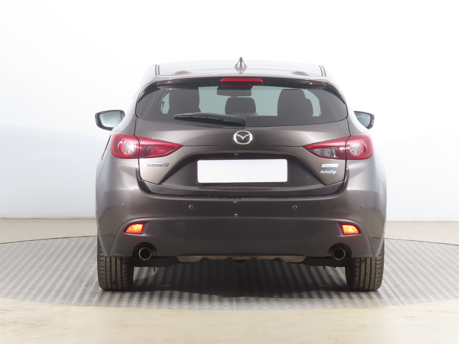 Mazda 3, 2015 - pohled č. 6