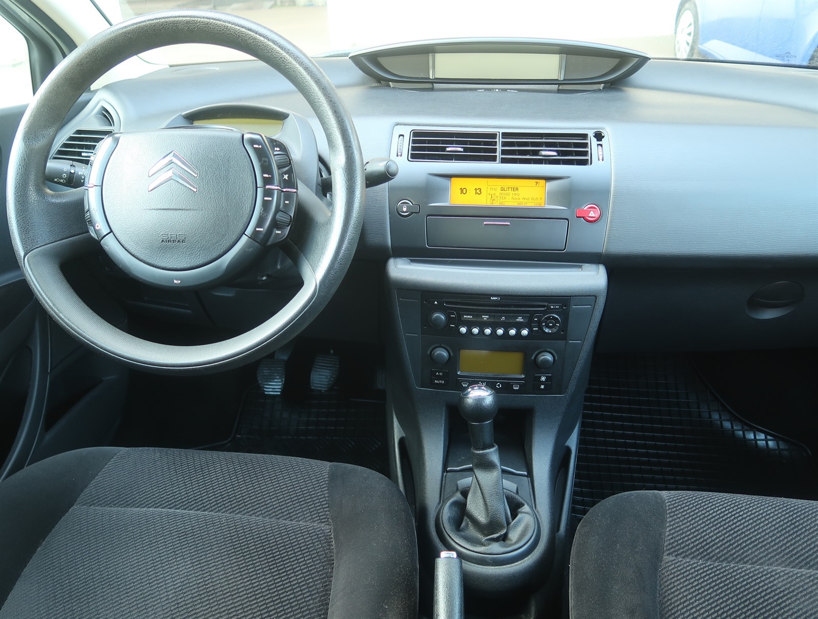 Citroën C4, 2008 - pohled č. 10