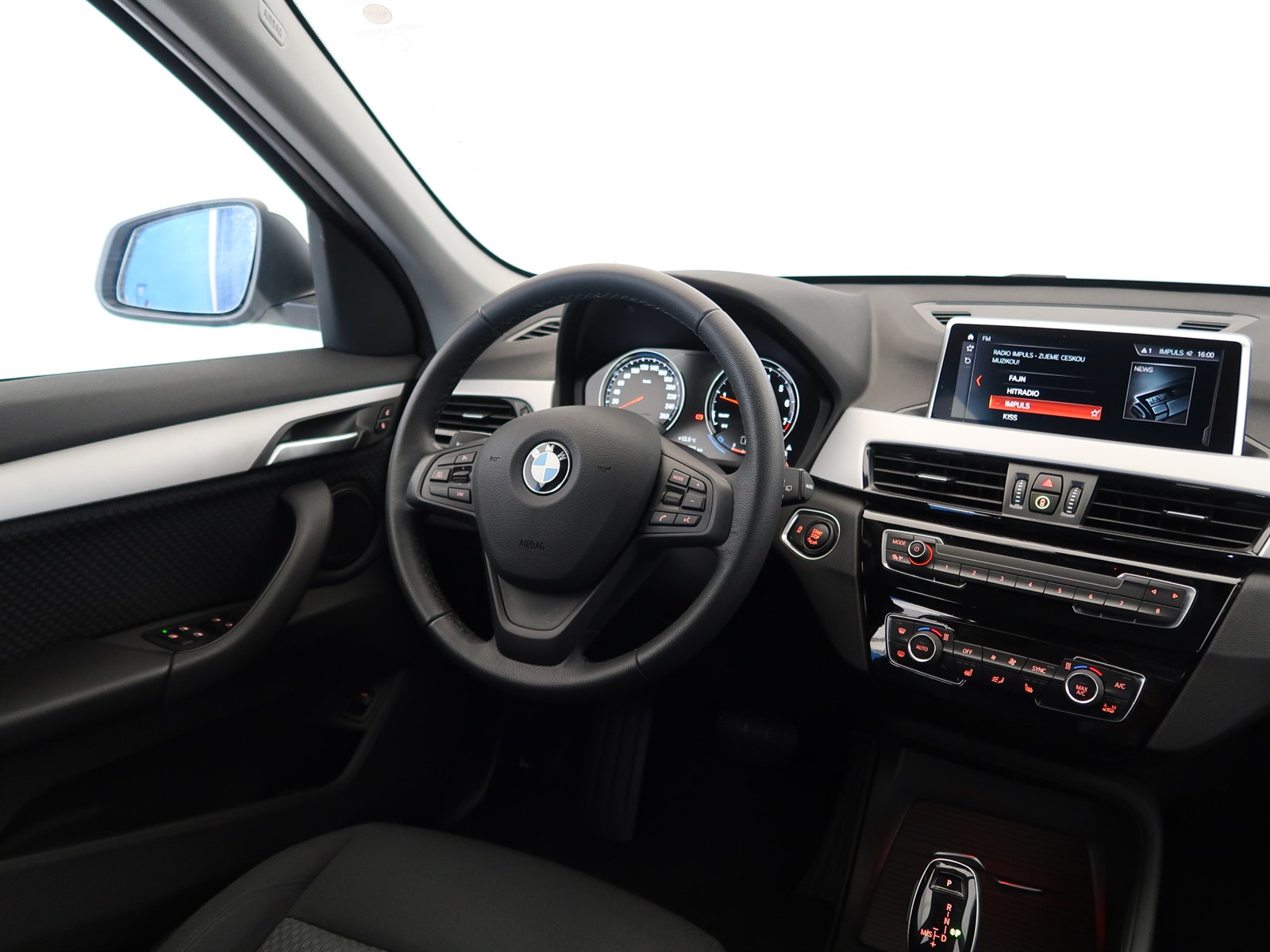 BMW X1, 2020 - pohled č. 9