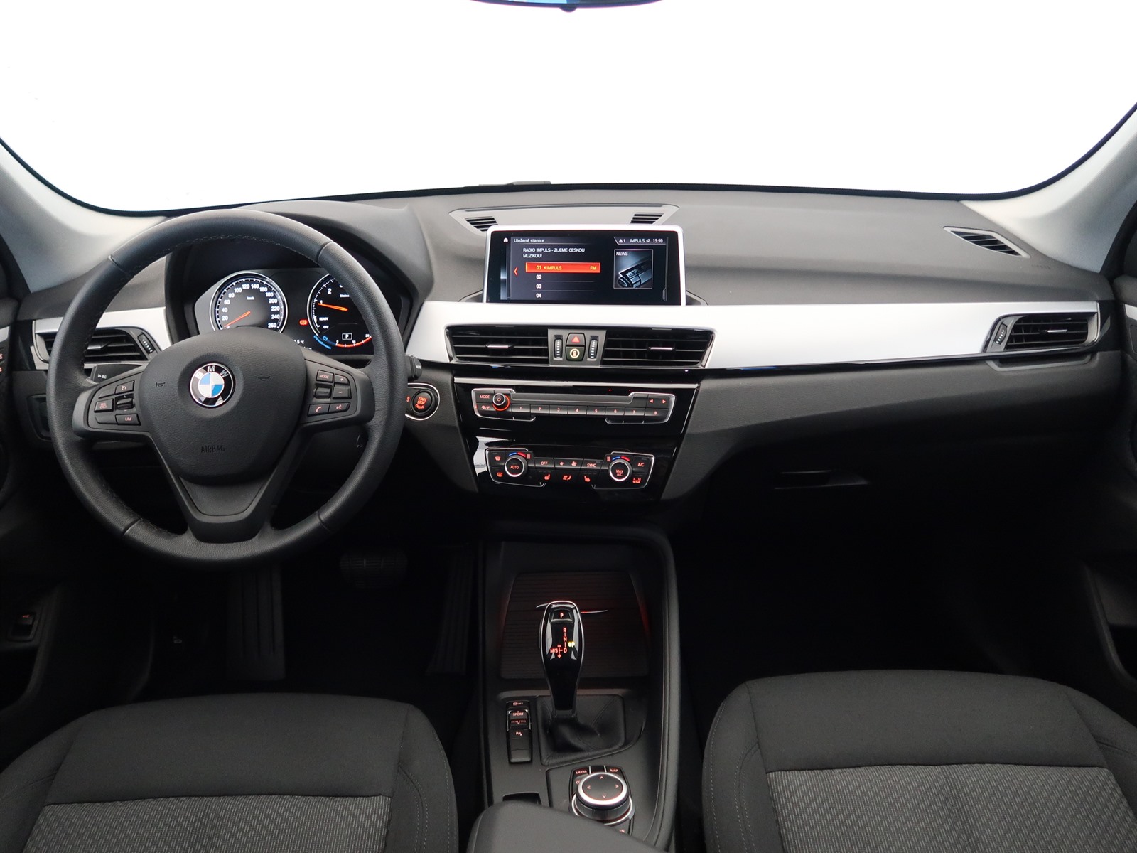 BMW X1, 2020 - pohled č. 10