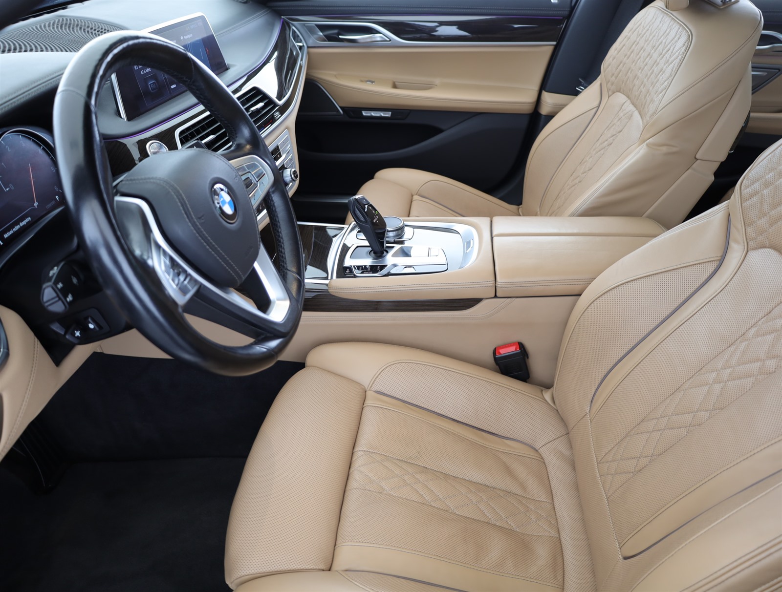 BMW 7, 2016 - pohled č. 13