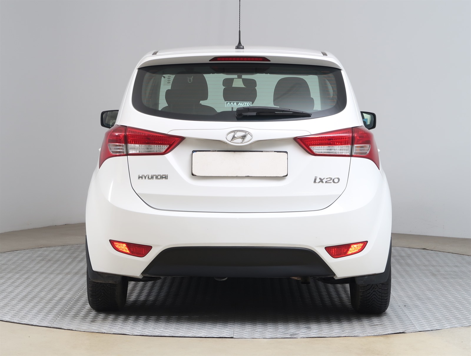Hyundai ix20, 2017 - pohled č. 6