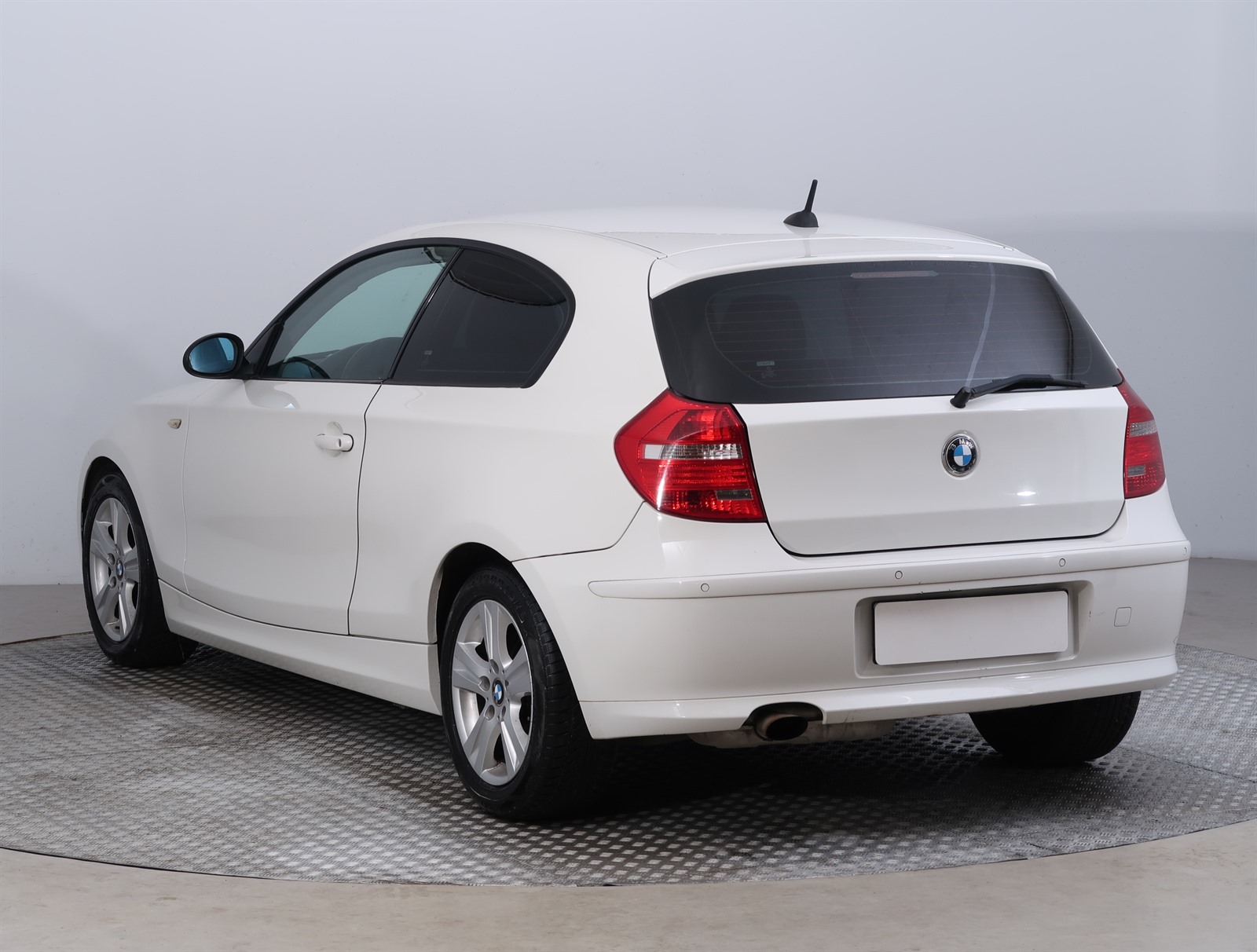 BMW 1, 2008 - pohled č. 5