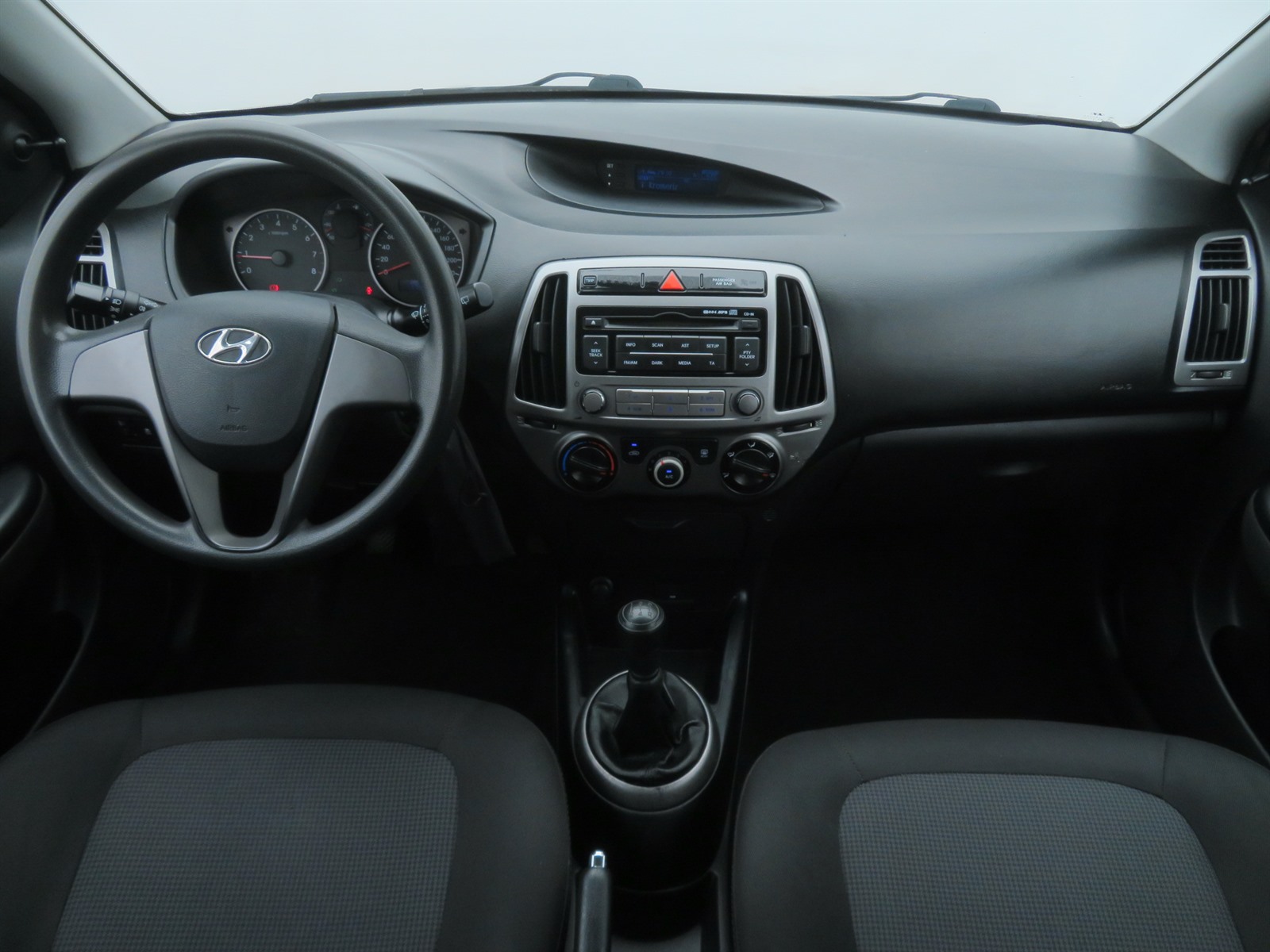 Hyundai i20, 2014 - pohled č. 10