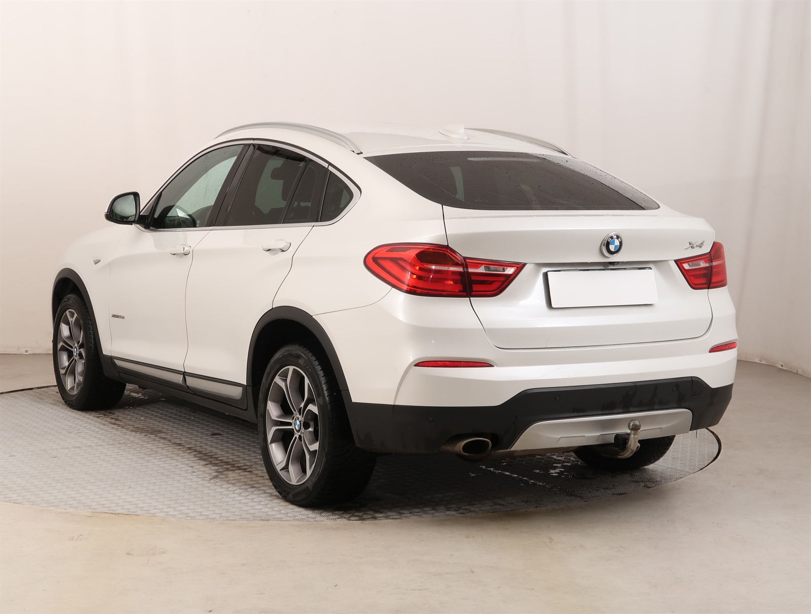 BMW X4, 2015 - pohled č. 5