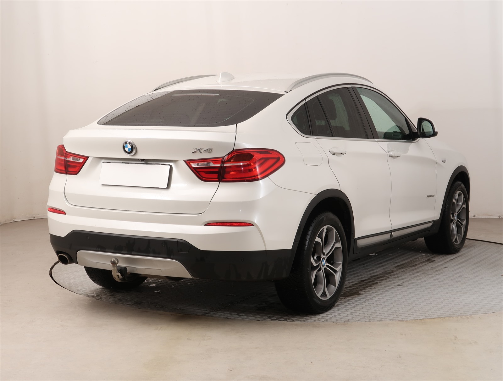 BMW X4, 2015 - pohled č. 7