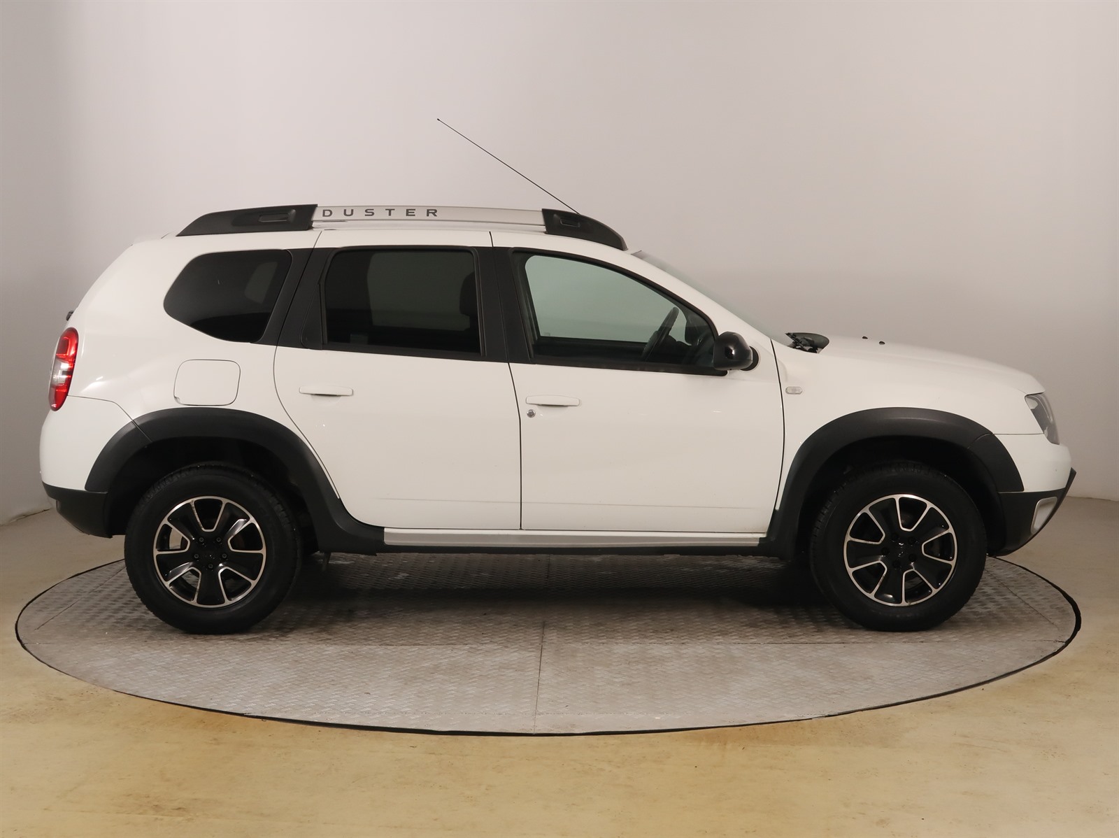 Dacia Duster, 2017 - pohled č. 8