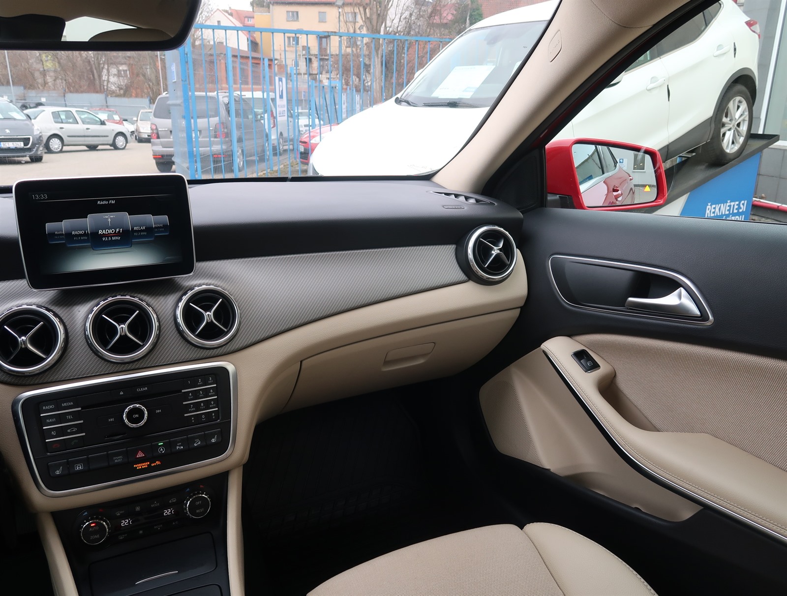 Mercedes-Benz GLA, 2016 - pohled č. 11