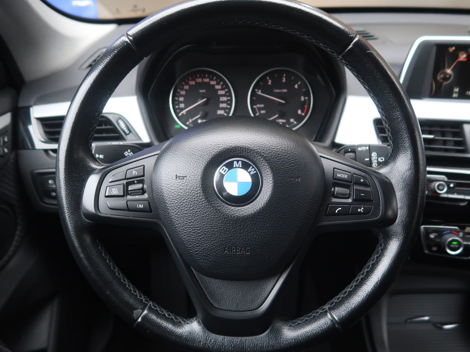BMW X1, 2016 - pohled č. 27